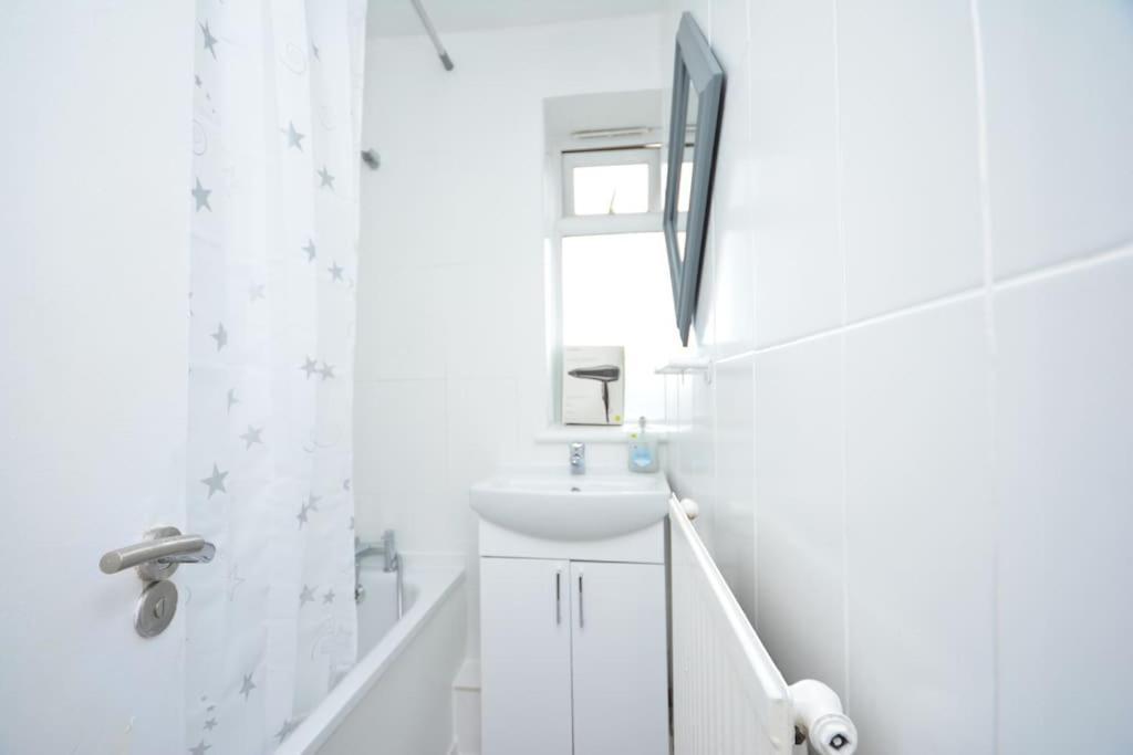 London Zone2 Classic 3 Bedroom Dış mekan fotoğraf